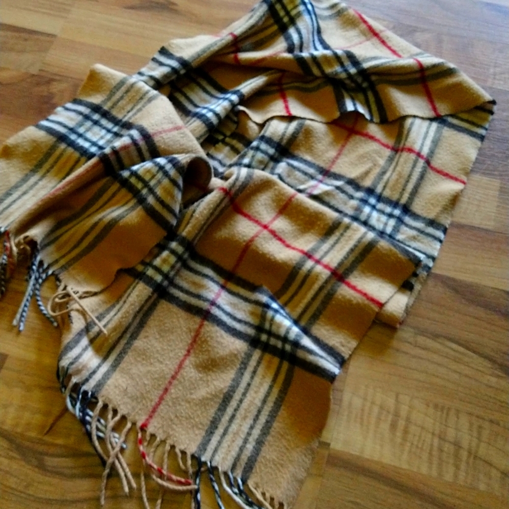 Plaid scarf